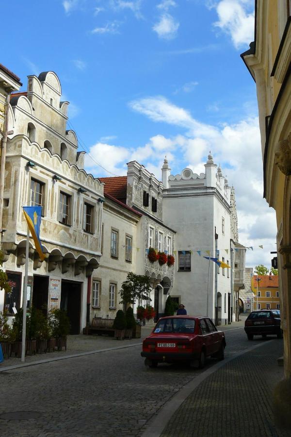 Apartmany U Sv. Floriana Slavonice Bagian luar foto